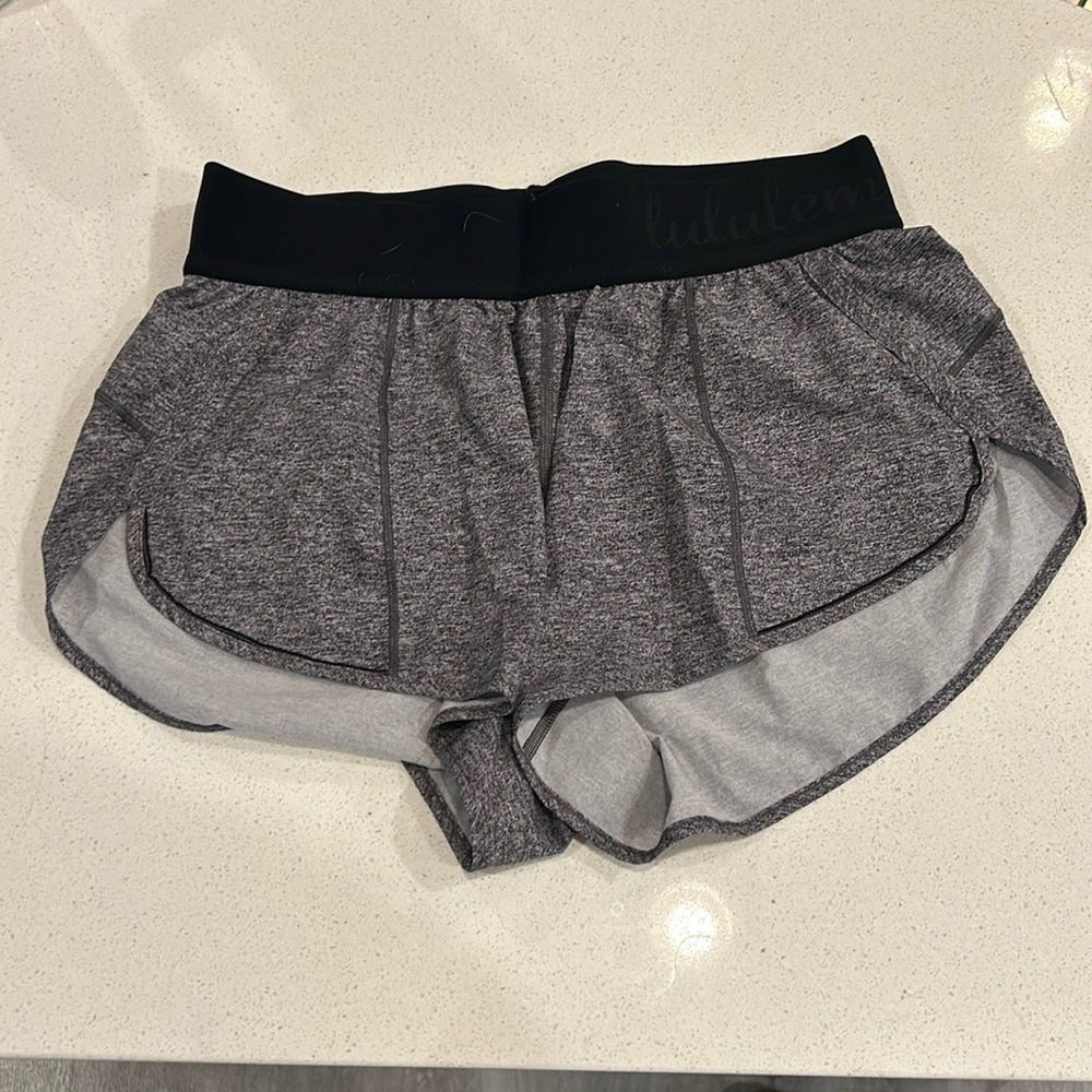 Lululemon size 6 gray running shorts